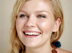 Dentes Kirsten Dunst