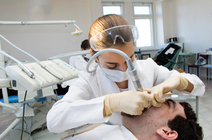 Tratamento odontológico de granulomas dentais